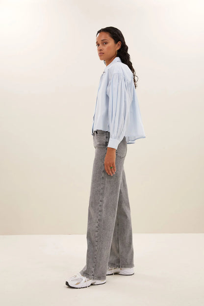 SARAH SHORT CHAMBRAY BLOUSE - light blue