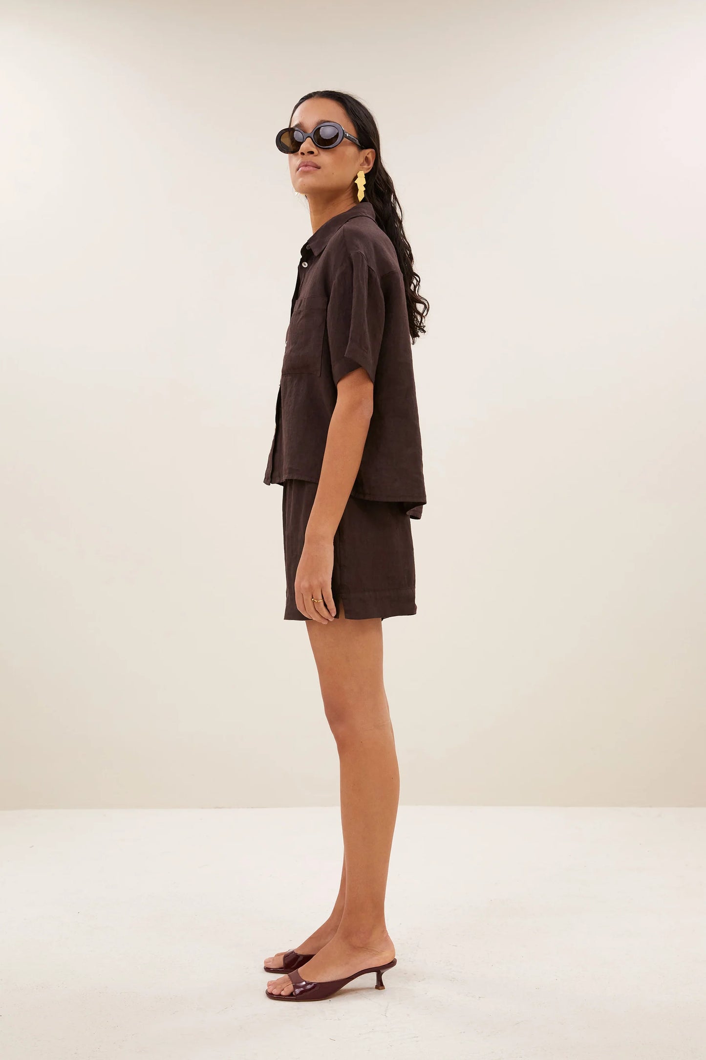 LIO LINEN SHORTS - Espresso
