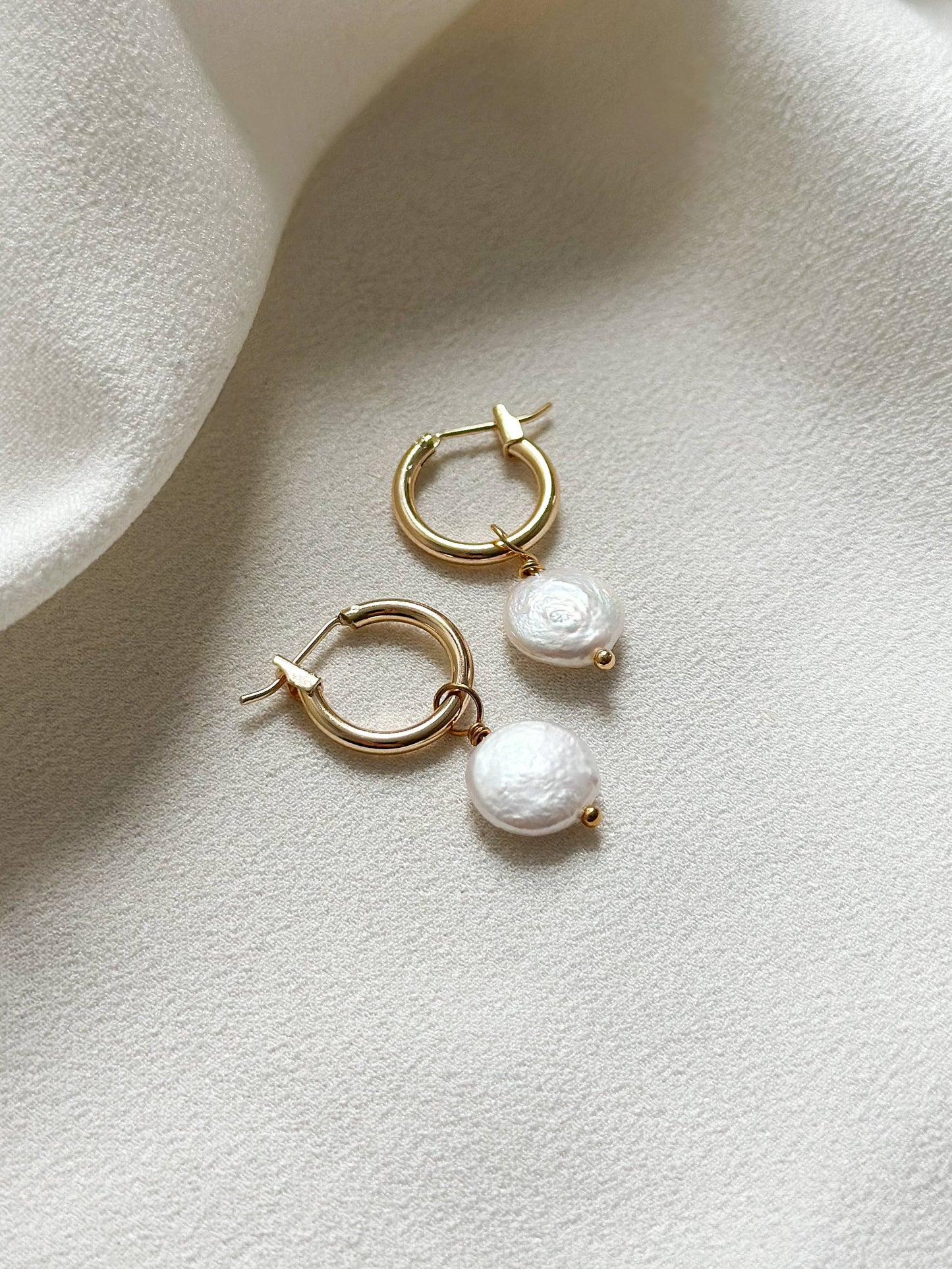 18k Gold Coin Pearl Hoop Earrings