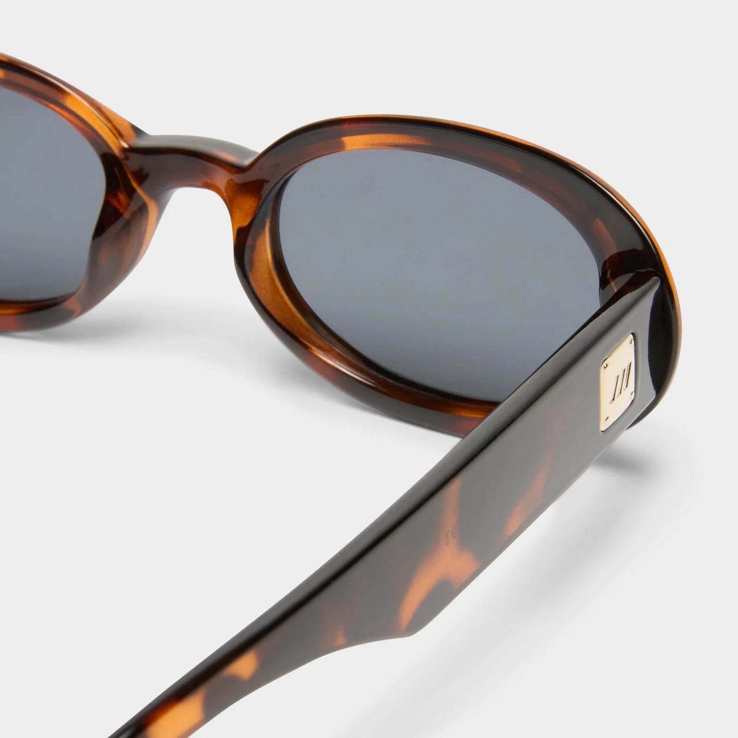 dark_tortoiseshell_polarized_work_it_sunglasses
